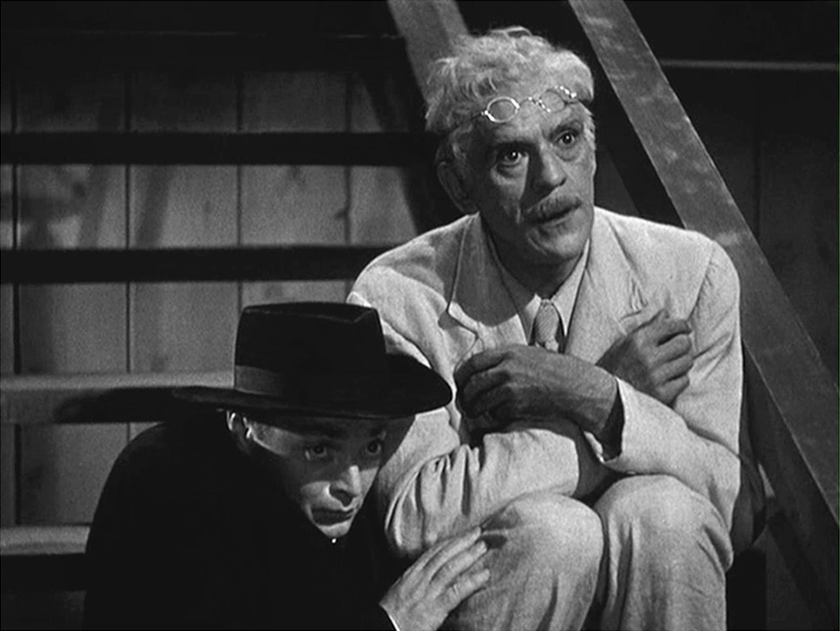 Peter Lorre as Arthur Lorencz (left) and Boris Karloff as Professor Nathaniel Billings (right) <i>in The Boogie Man Will Get You</i> (1942)